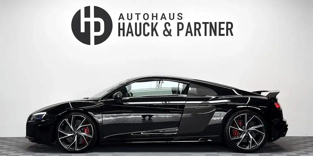 Audi R8 performance Coupe - Thumbnail 3