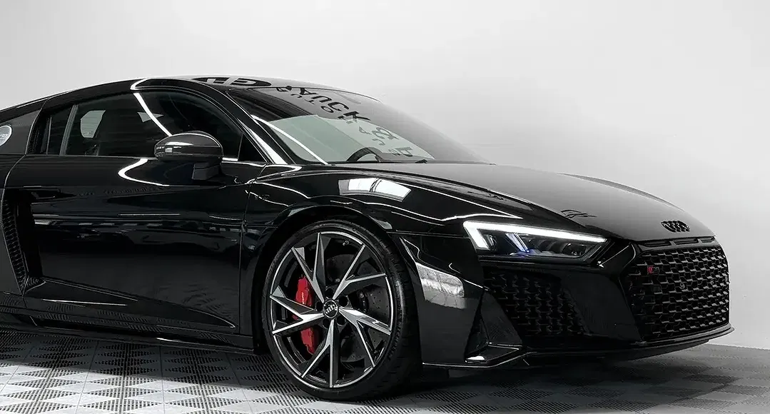 Audi R8 performance Coupe - Thumbnail 8
