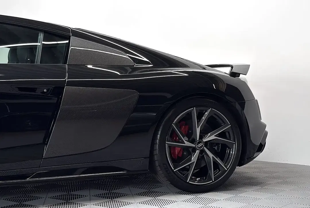 Audi R8 performance Coupe - Thumbnail 9