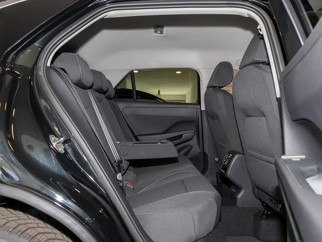 Volkswagen T-Roc 1.5 eTSI DSG - Thumbnail 7