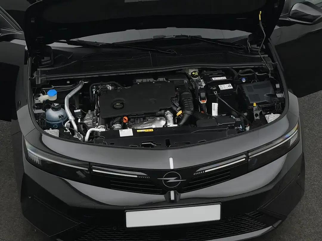 Opel Astra 1.5 Ultimate - Thumbnail 3