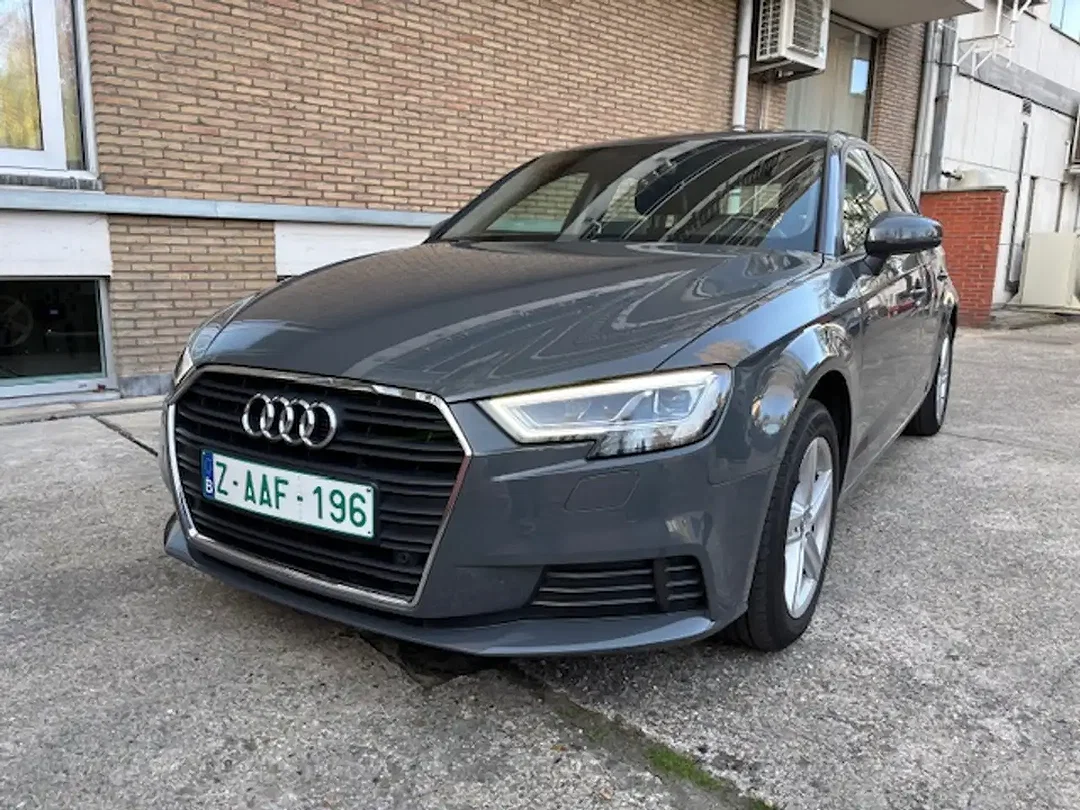 Audi A3 30 TDI S tronic Sportback - Afbeelding 1