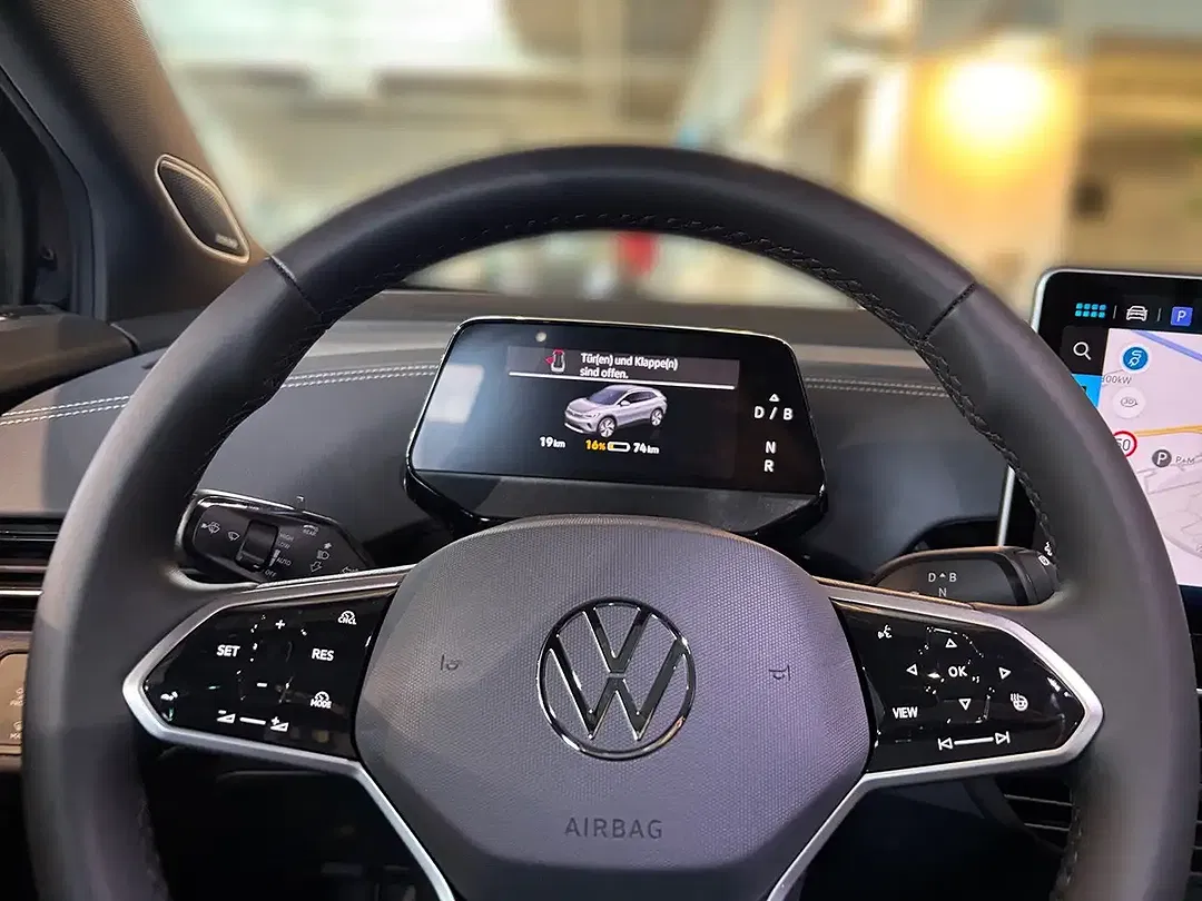 Volkswagen ID.4 Pro - Thumbnail 9