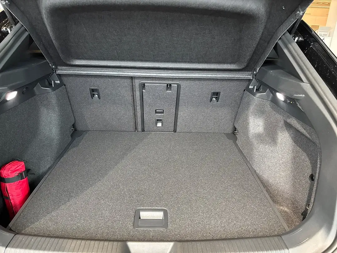 Volkswagen ID.4 Pro - Thumbnail 6