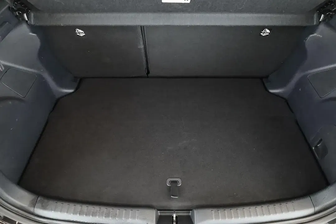 Toyota Yaris Hybrid Teamplayer - Thumbnail 10