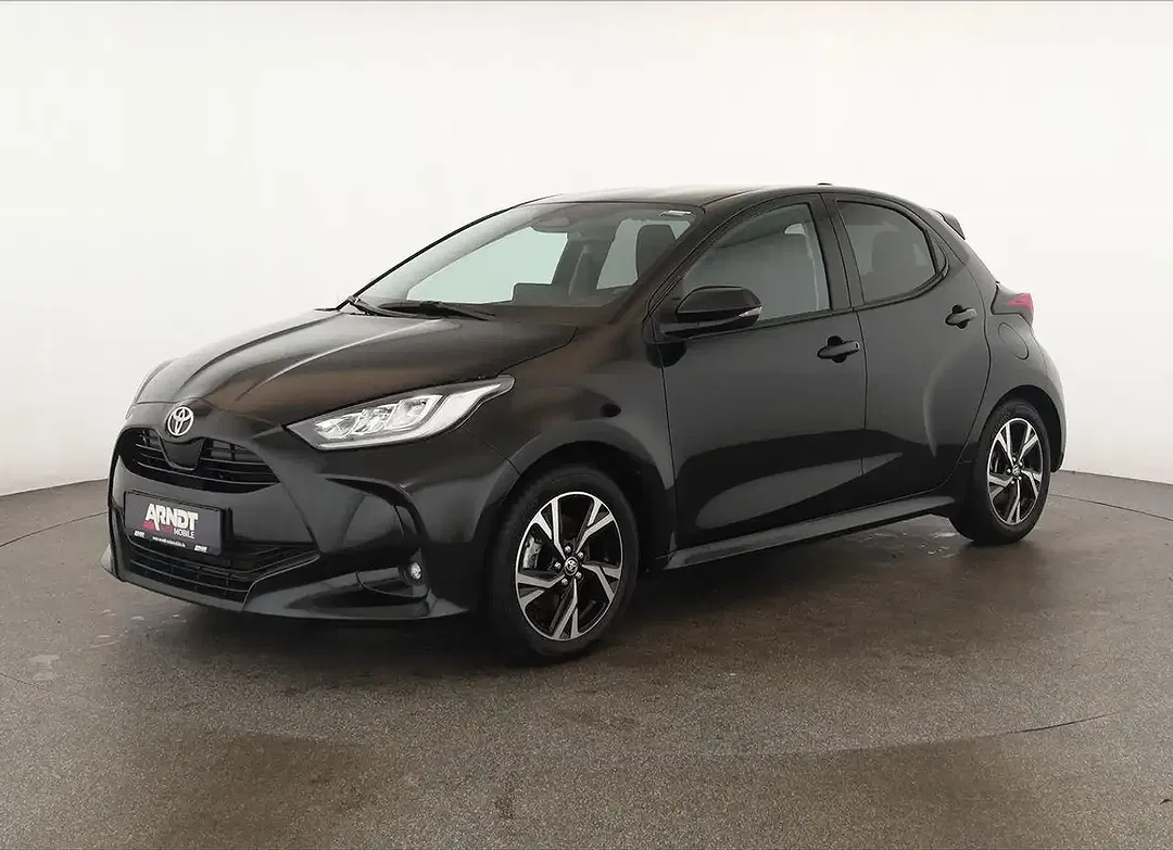 Toyota Yaris Hybrid Teamplayer - Thumbnail 2