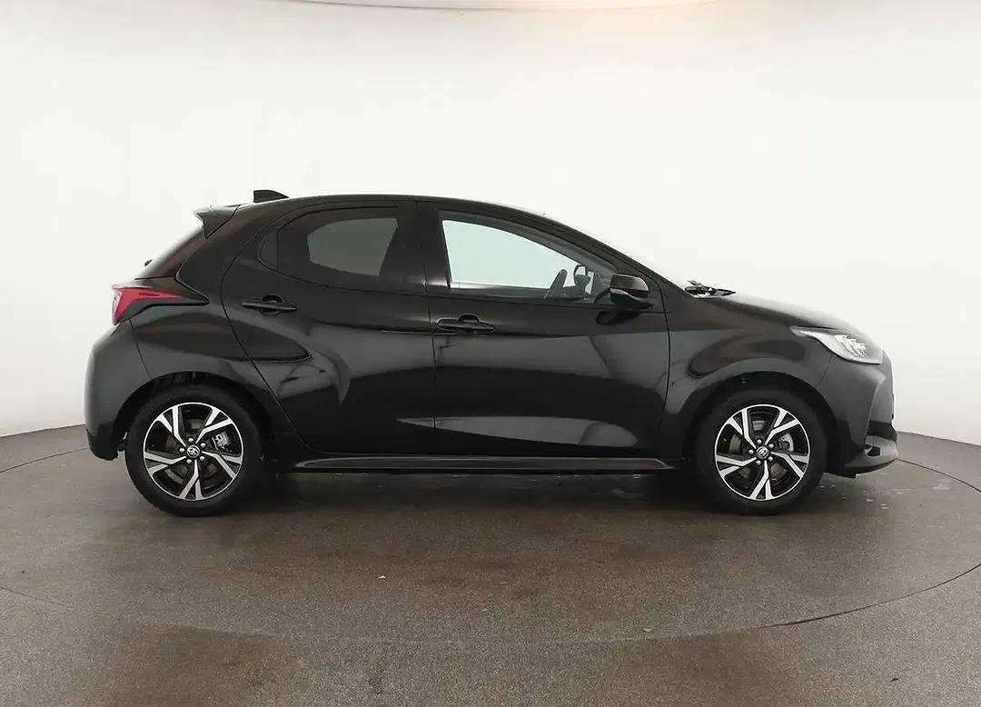 Toyota Yaris Hybrid Teamplayer - Thumbnail 4