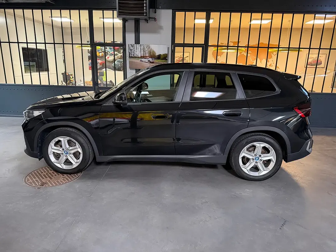 BMW iX1 xDrive - foto 2