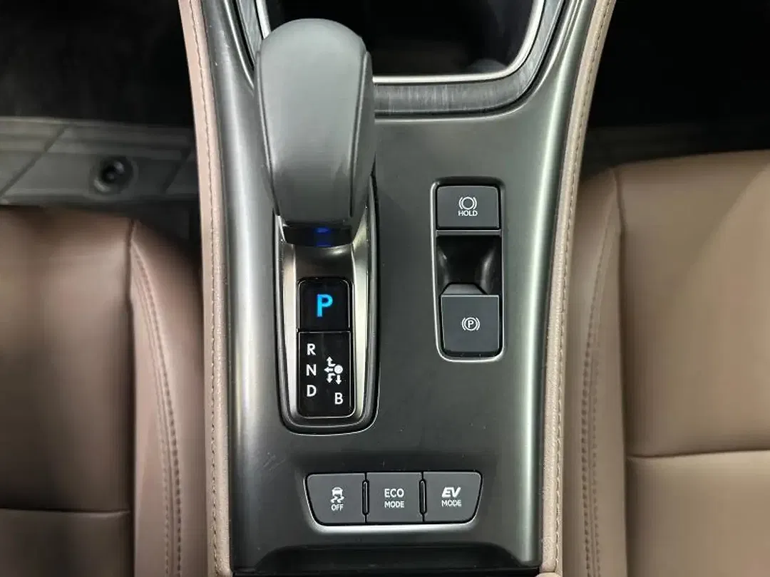 Lexus LBX Elegant - foto 25