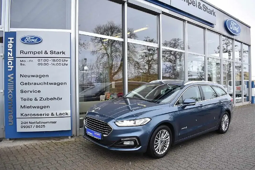 Ford Mondeo Hybrid Titanium - foto 1