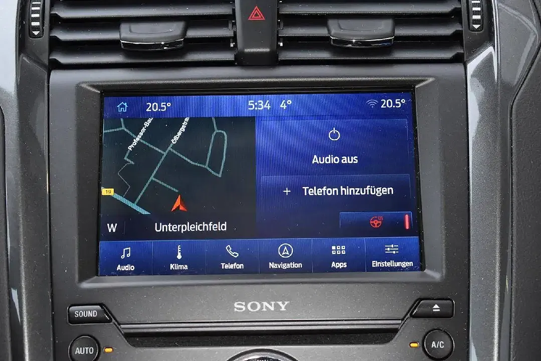 Ford Mondeo Hybrid Titanium - Thumbnail 12