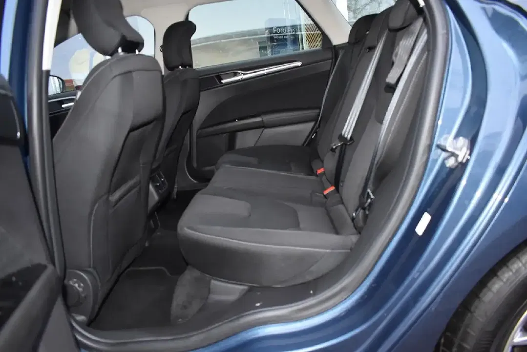 Ford Mondeo Hybrid Titanium - Thumbnail 8