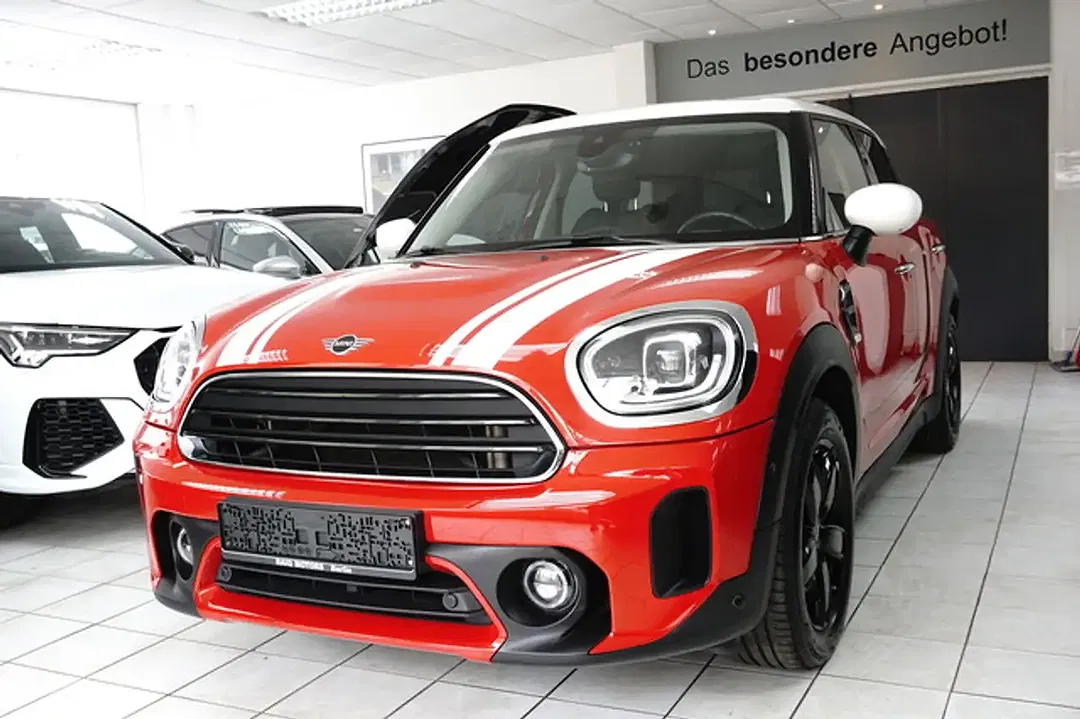 MINI Cooper Countryman AUT - Thumbnail 3