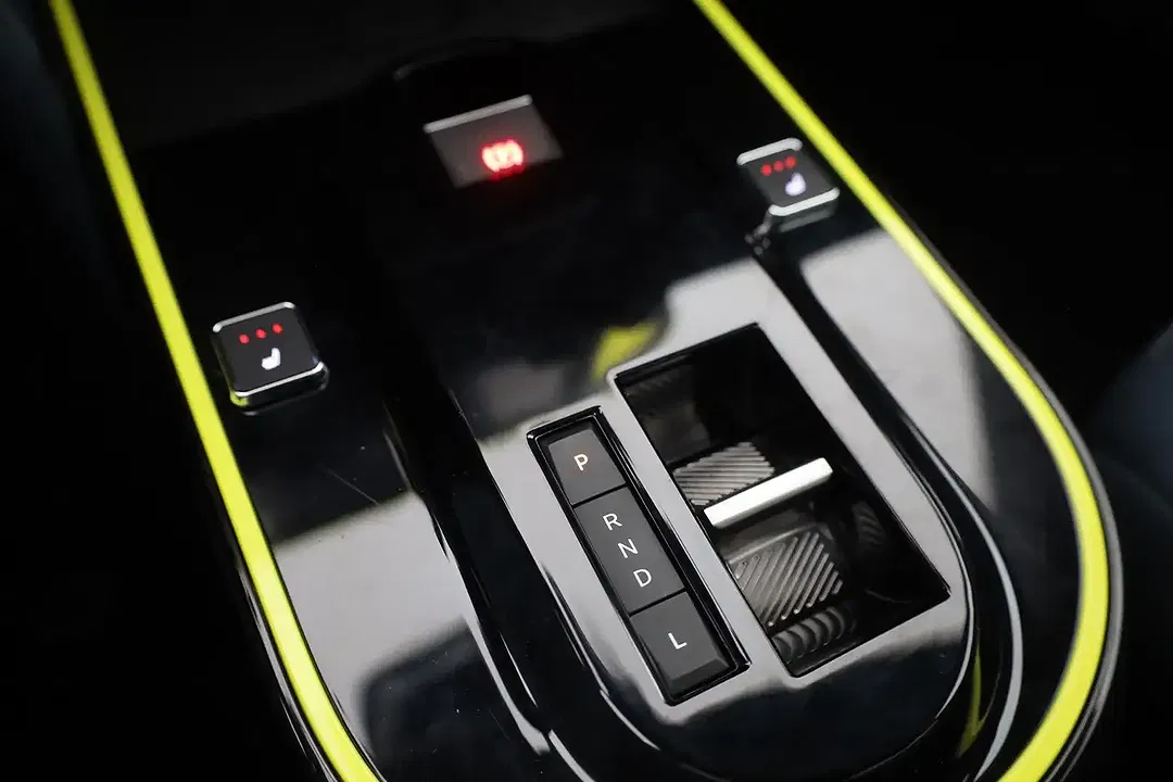 Fiat Grande Panda 1.2 Hybrid AUT La Prima - Thumbnail 13