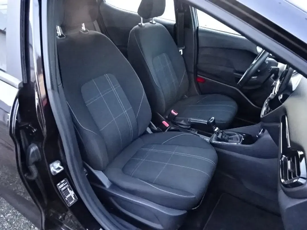 Ford Fiesta Cool & Connect - Thumbnail 8