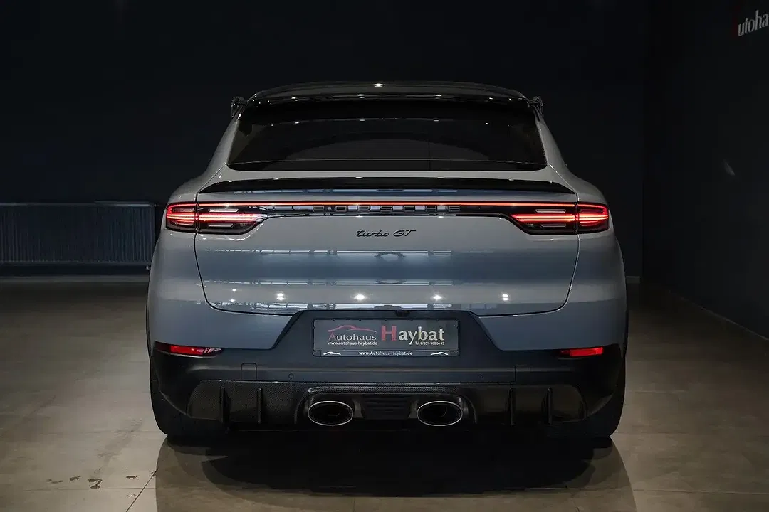Porsche Cayenne Coupe Turbo - Thumbnail 5