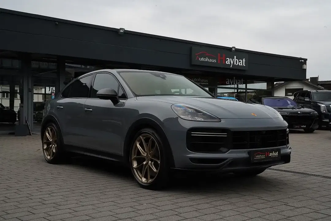 Porsche Cayenne Coupe Turbo - Thumbnail 8