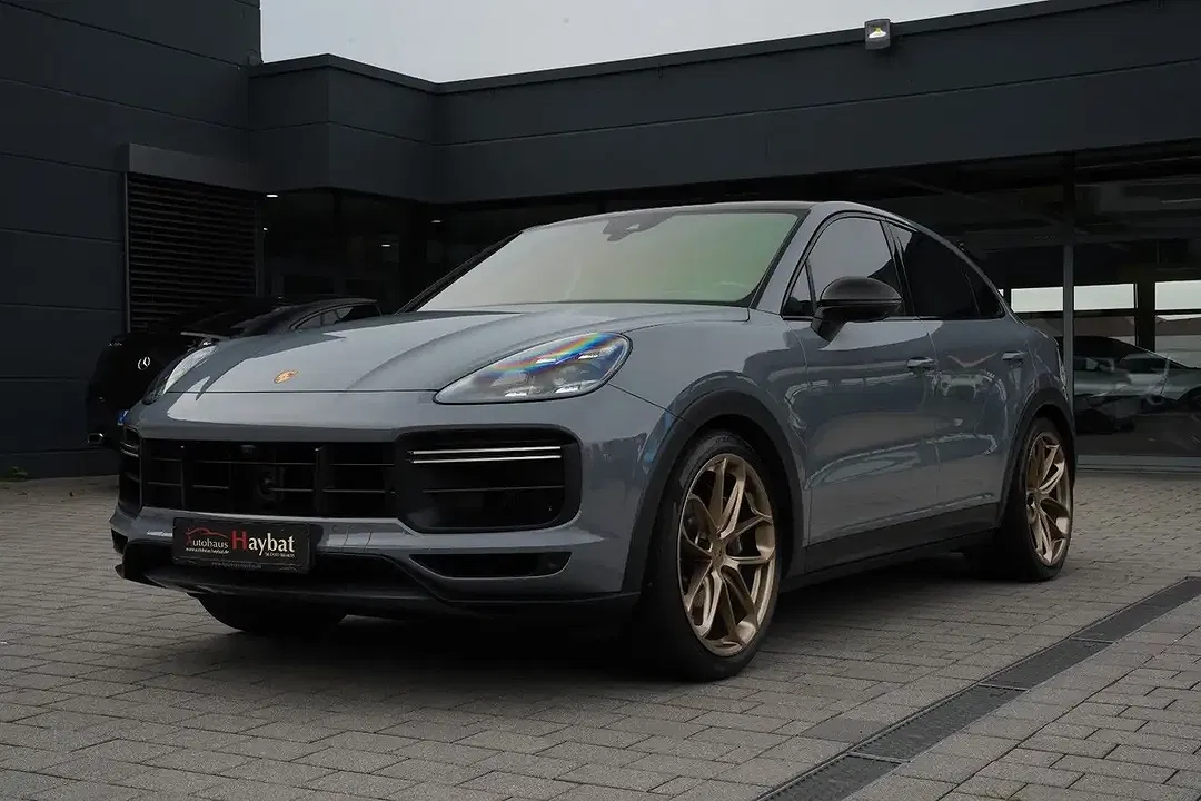 Porsche Cayenne Coupe Turbo - Thumbnail 9