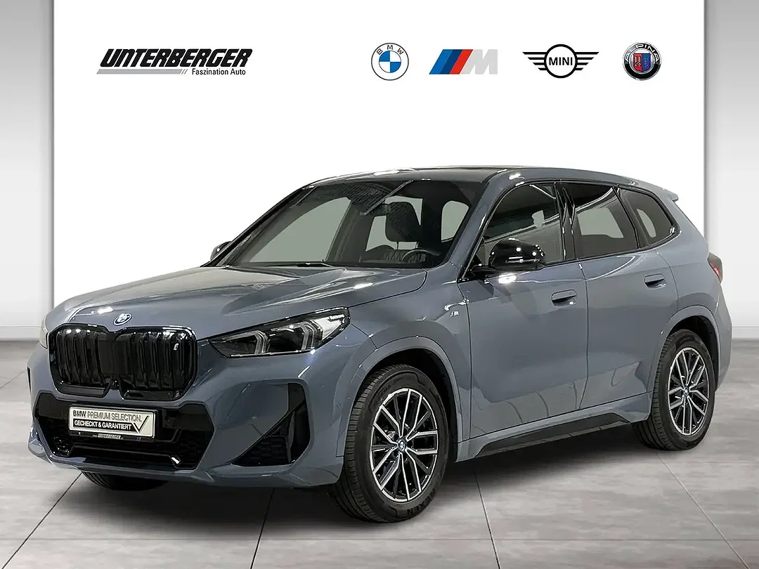 BMW iX1 xDrive M - Afbeelding 1