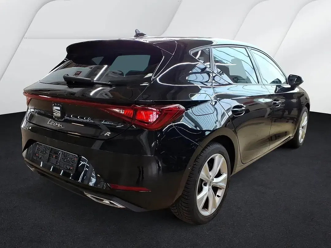 SEAT Leon 1.5 eTSI DSG FR - Thumbnail 2