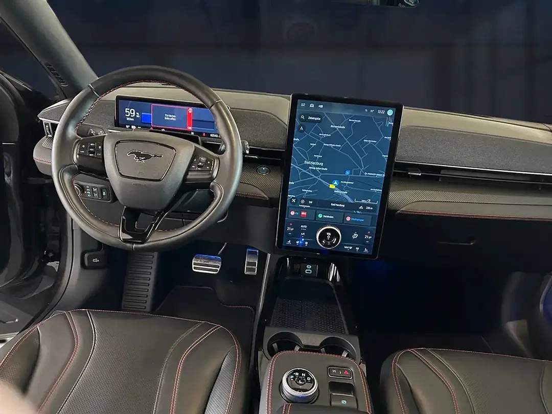 Ford Mustang Extended Range 4x4 - Thumbnail 10