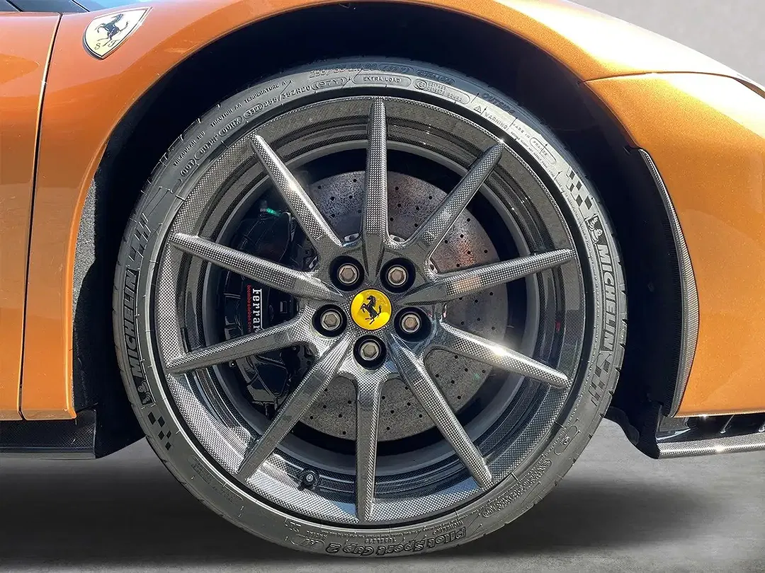 Ferrari SF90 Stradale - Thumbnail 12