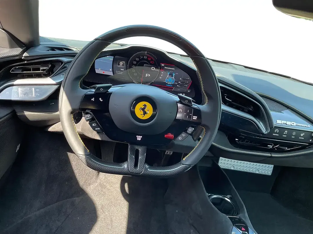 Ferrari SF90 Stradale - Thumbnail 14