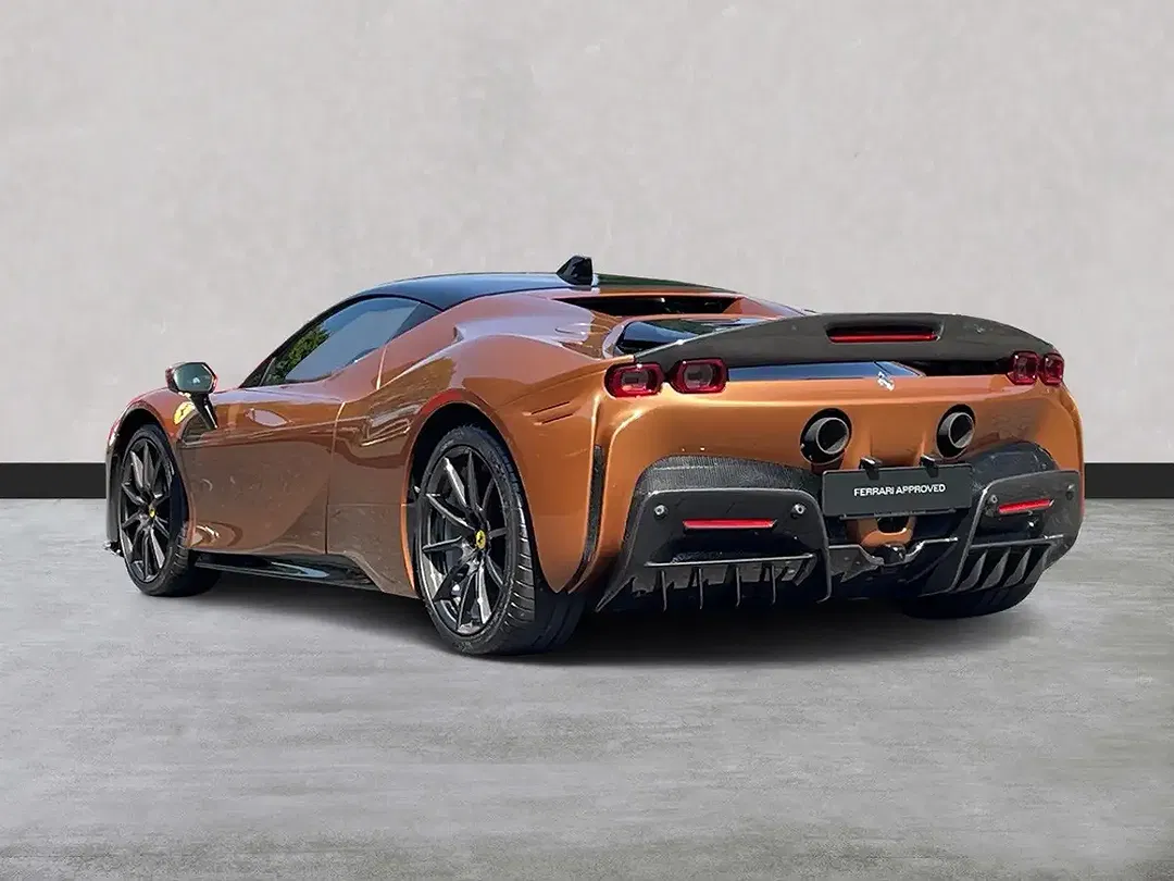 Ferrari SF90 Stradale - Thumbnail 9