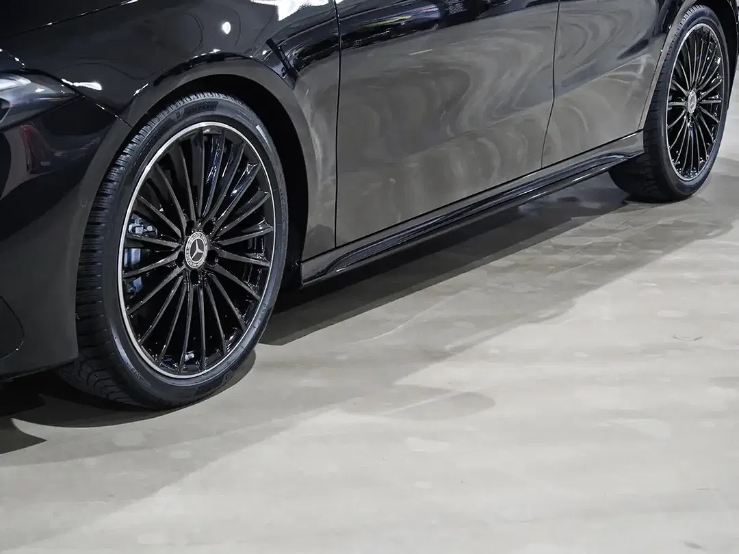 Mercedes-Benz A 180 AMG MBUX Night - Thumbnail 5