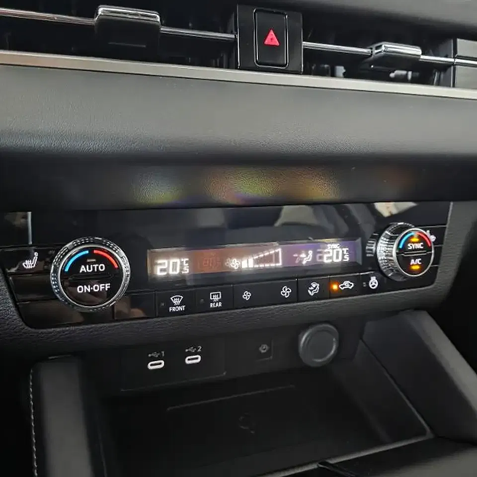 Mitsubishi Outlander 2.4 PHEV Intro Edition - Thumbnail 13