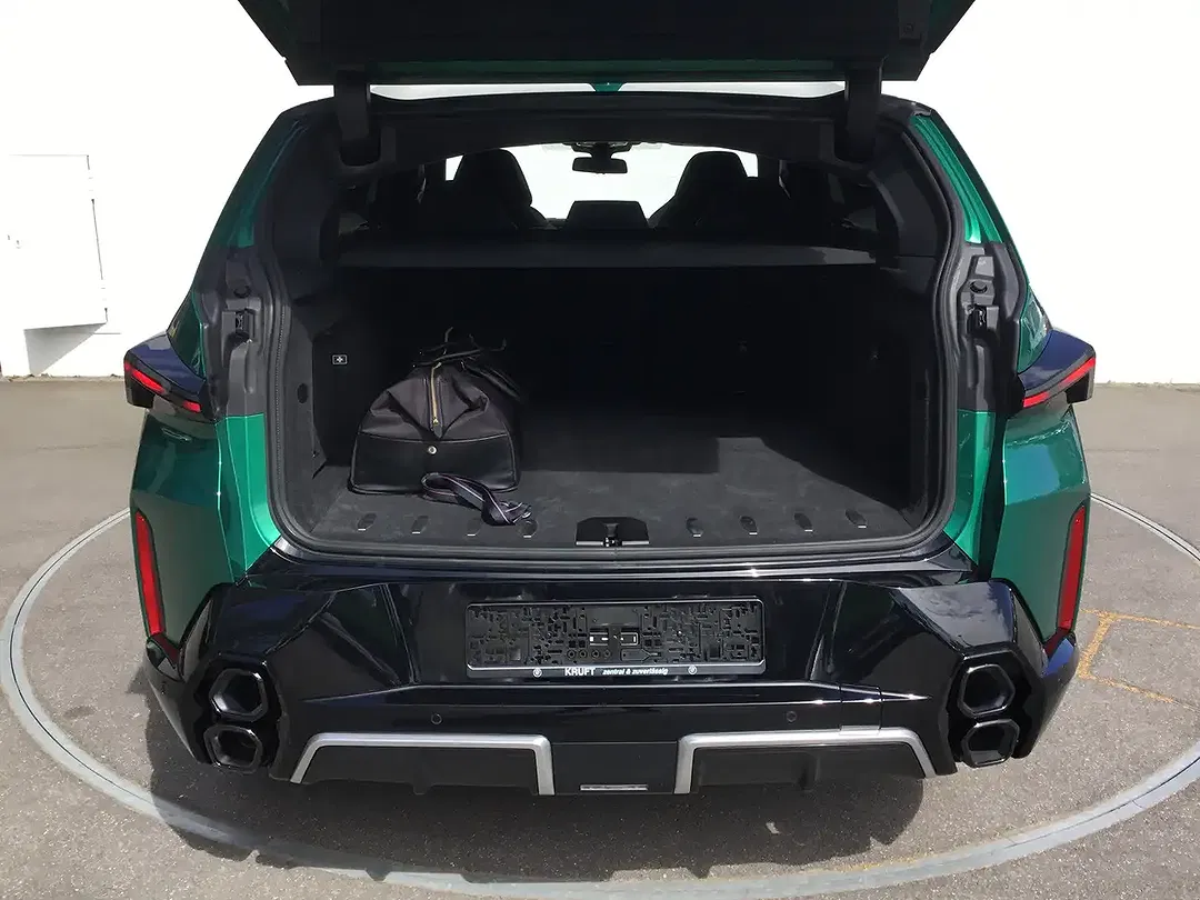 BMW XM - Thumbnail 5