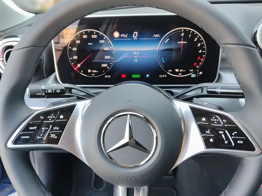Mercedes-Benz C 300 4MATIC - Thumbnail 11