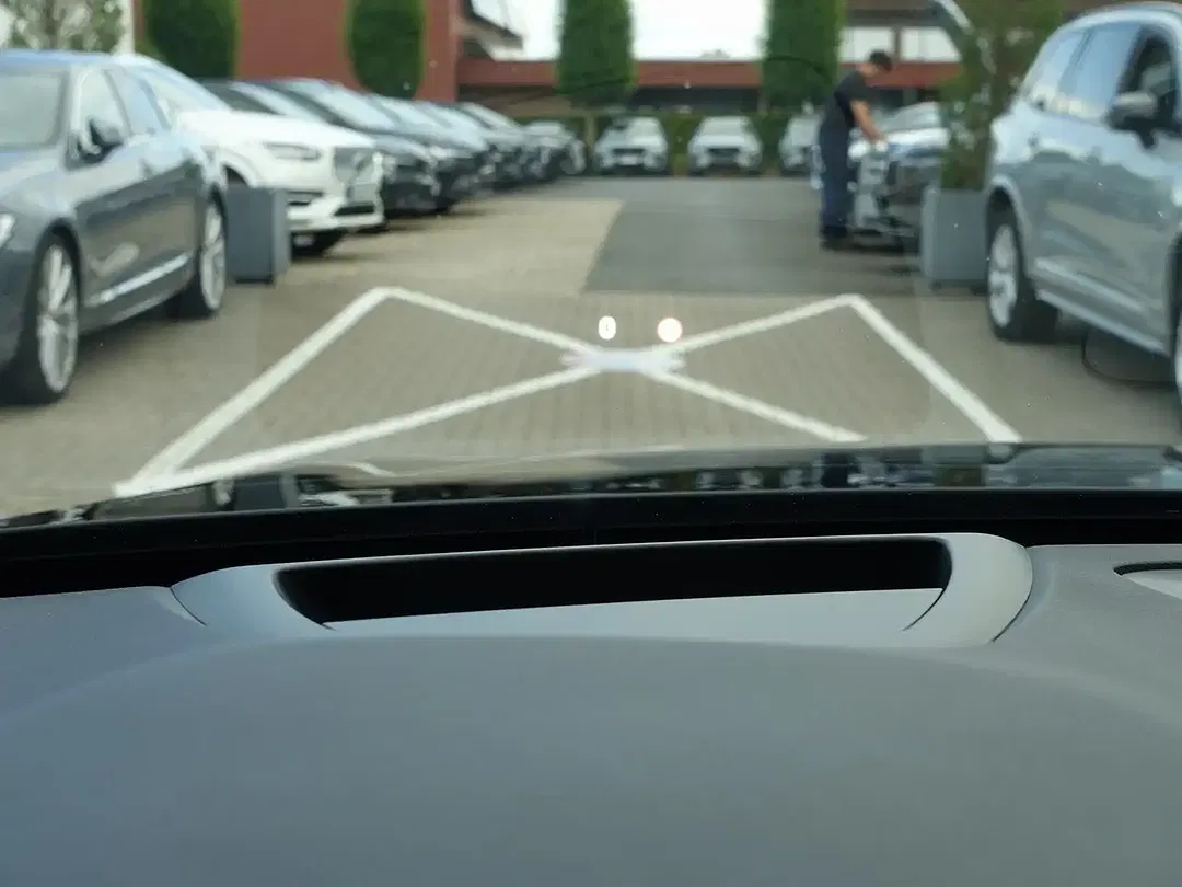 Volvo V60 T8 PHEV AWD Plus Dark - Thumbnail 23