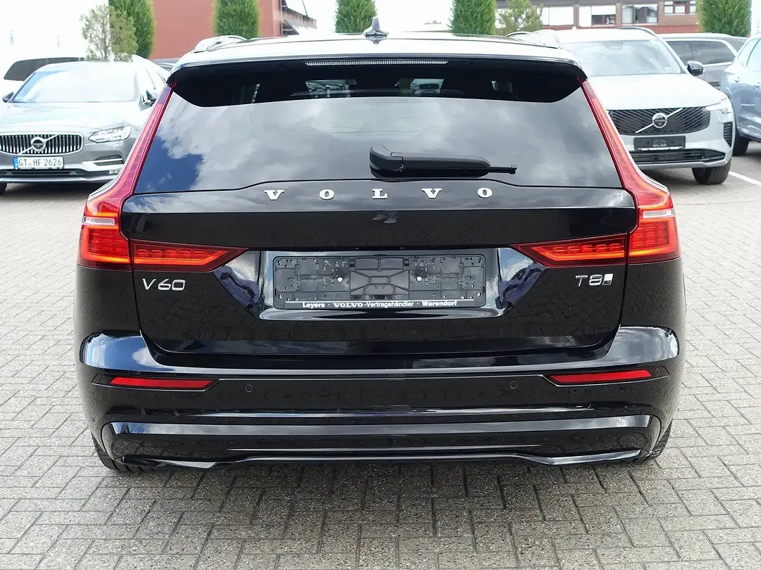 Volvo V60 T8 PHEV AWD Plus Dark - Thumbnail 6