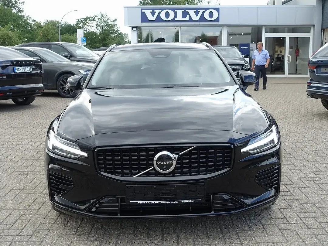 Volvo V60 T8 PHEV AWD Plus Dark - Thumbnail 8