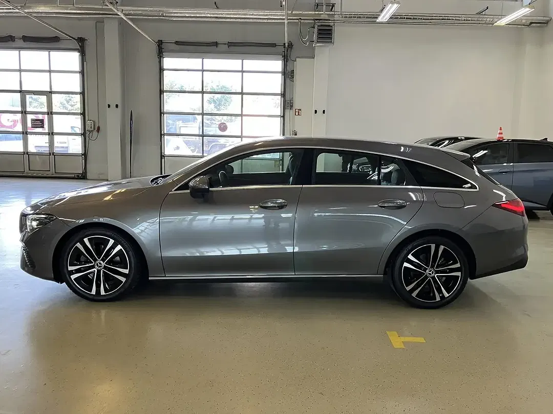 Mercedes-Benz CLA 180 - Thumbnail 8