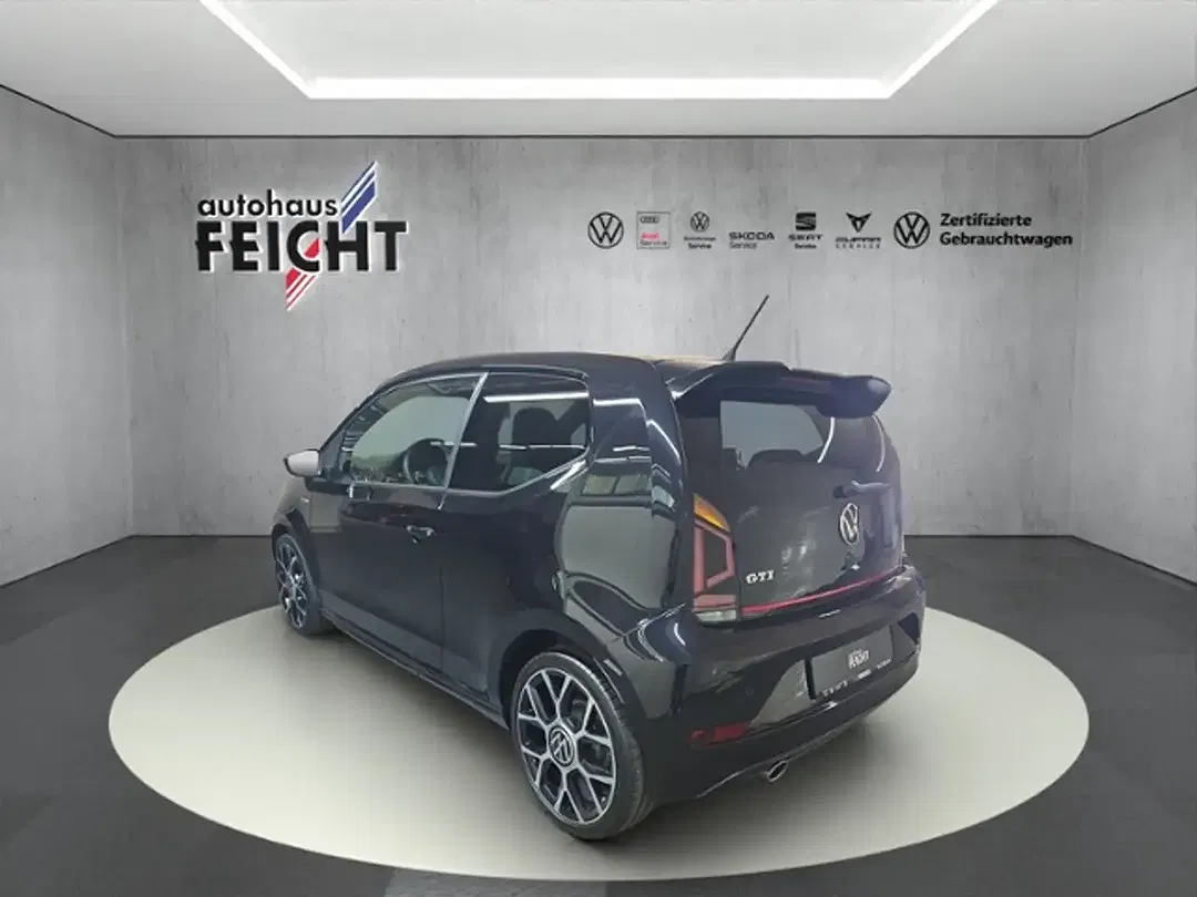 Volkswagen up! 1.0 TSI GTI - foto 2