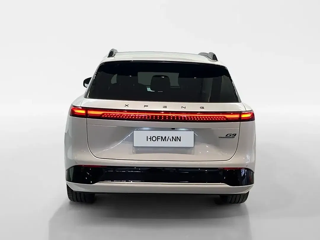 Xpeng G9 - Thumbnail 4