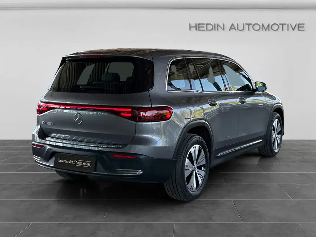 Mercedes-Benz EQB 250 - Thumbnail 6