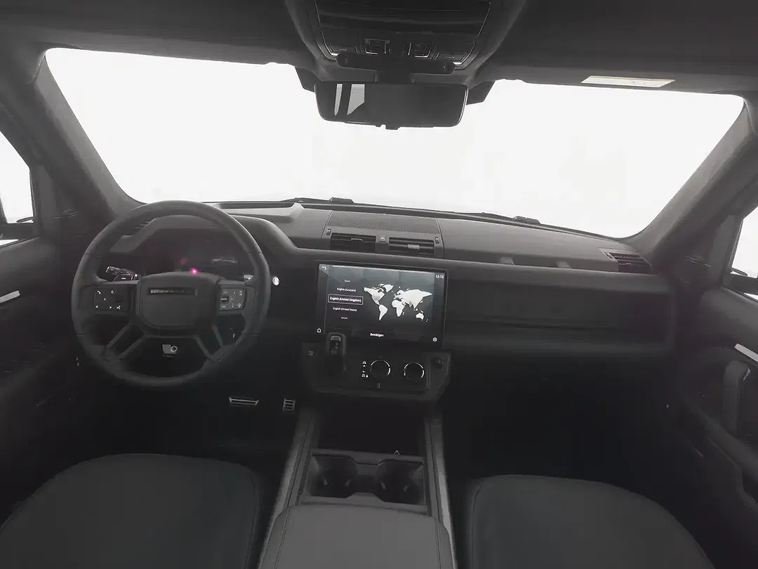 Land Rover Defender P635 V8 OCTA 110 - Thumbnail 3