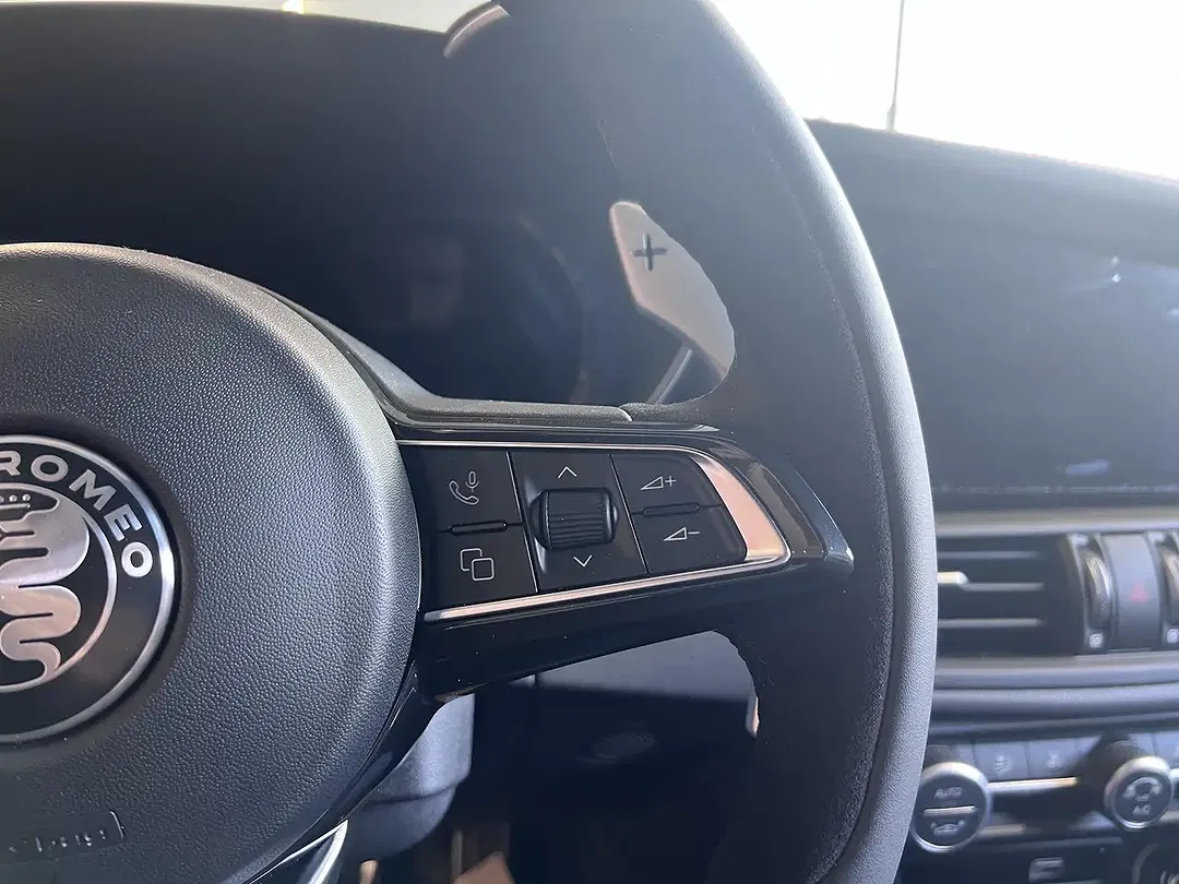 Alfa Romeo Giulia Quadrifoglio Collezione - Thumbnail 13