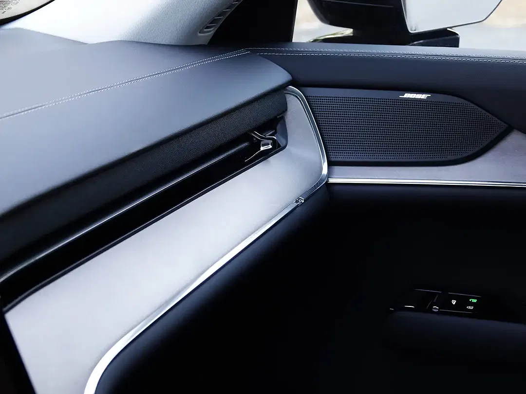 Volvo EX90 AWD Twin Motor Performance Ultra - Thumbnail 16