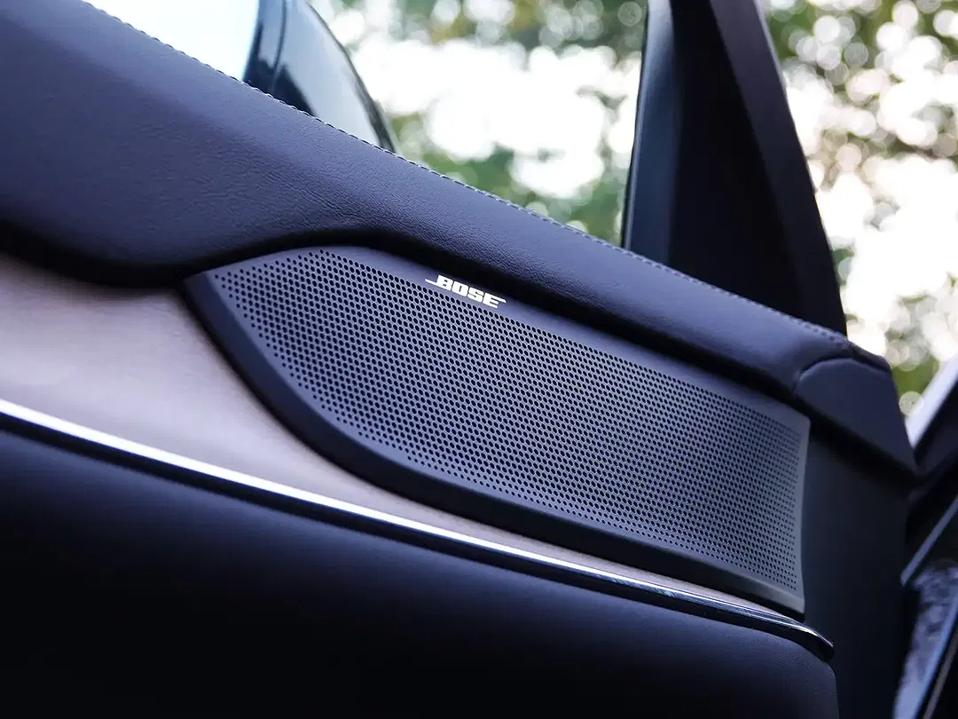 Volvo EX90 AWD Twin Motor Performance Ultra - Thumbnail 18