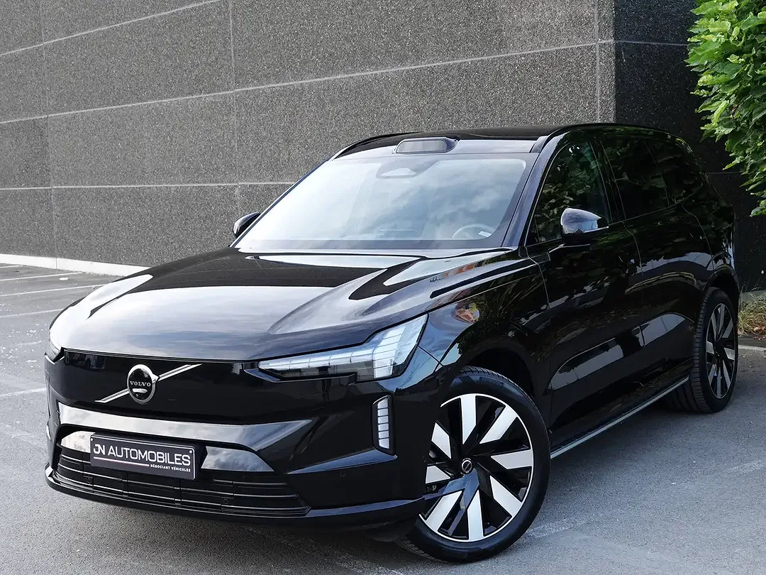 Volvo EX90 AWD Twin Motor Performance Ultra - Thumbnail 2