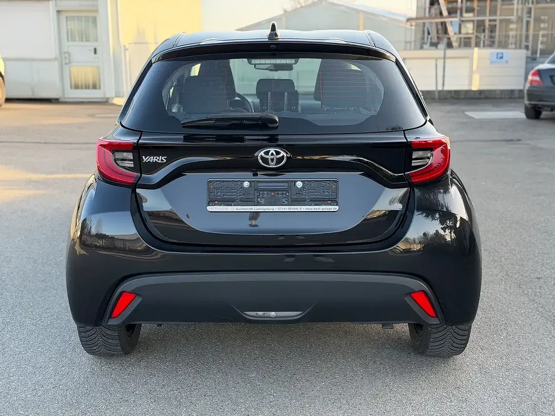 Toyota Yaris 1.5 Team Deutschland - Thumbnail 4