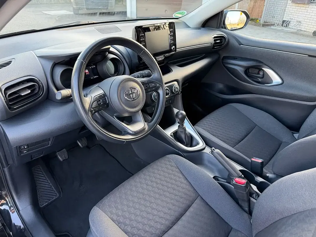 Toyota Yaris 1.5 Team Deutschland - Thumbnail 9