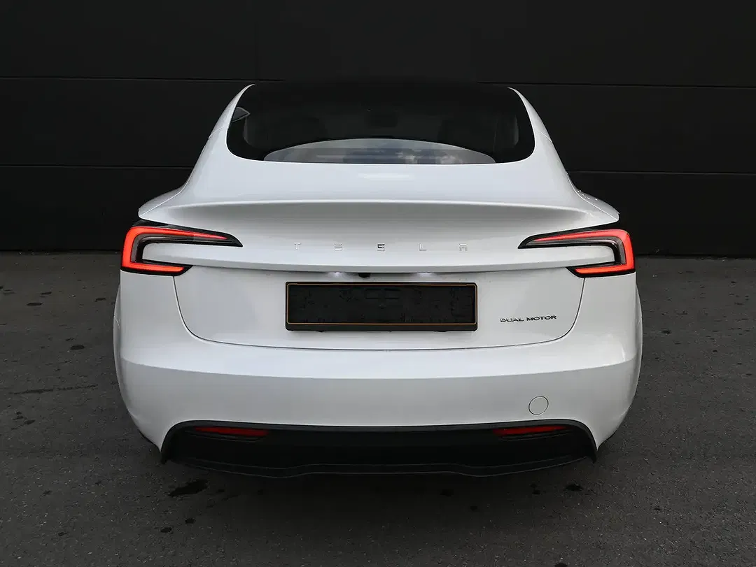 Tesla Model 3 AWD Dual Motor Long Range - Thumbnail 6