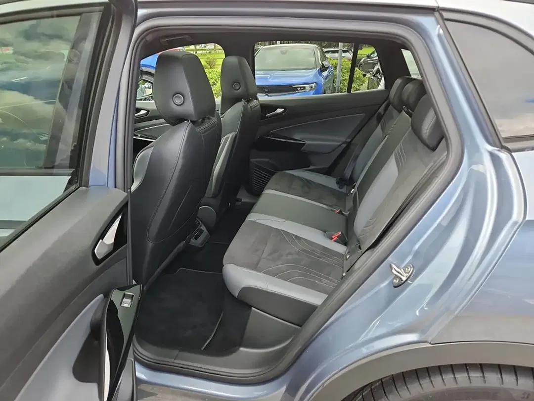 Volkswagen ID.4 Pro - Thumbnail 11