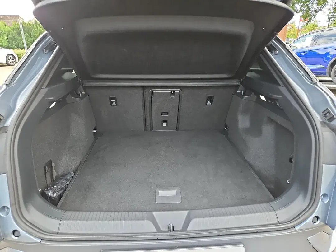 Volkswagen ID.4 Pro - Thumbnail 13