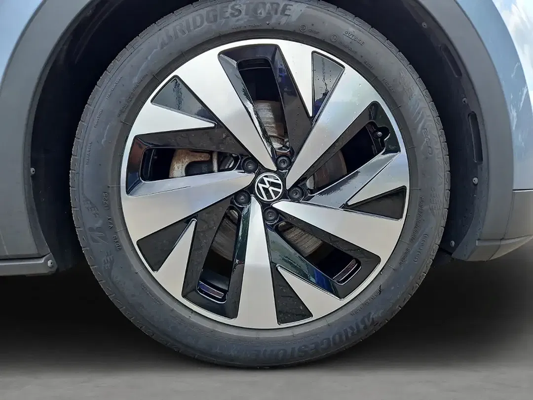 Volkswagen ID.4 Pro - Thumbnail 5